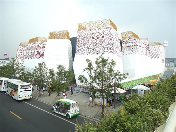 Russian pavilion tower of Shanghai World Expo